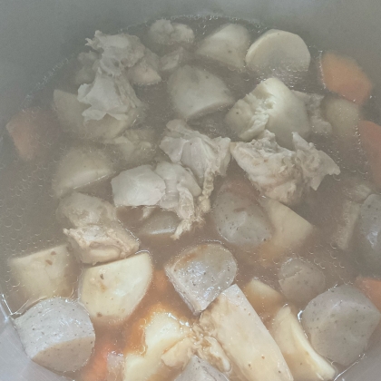 里芋と鶏肉こんにゃくの味噌煮