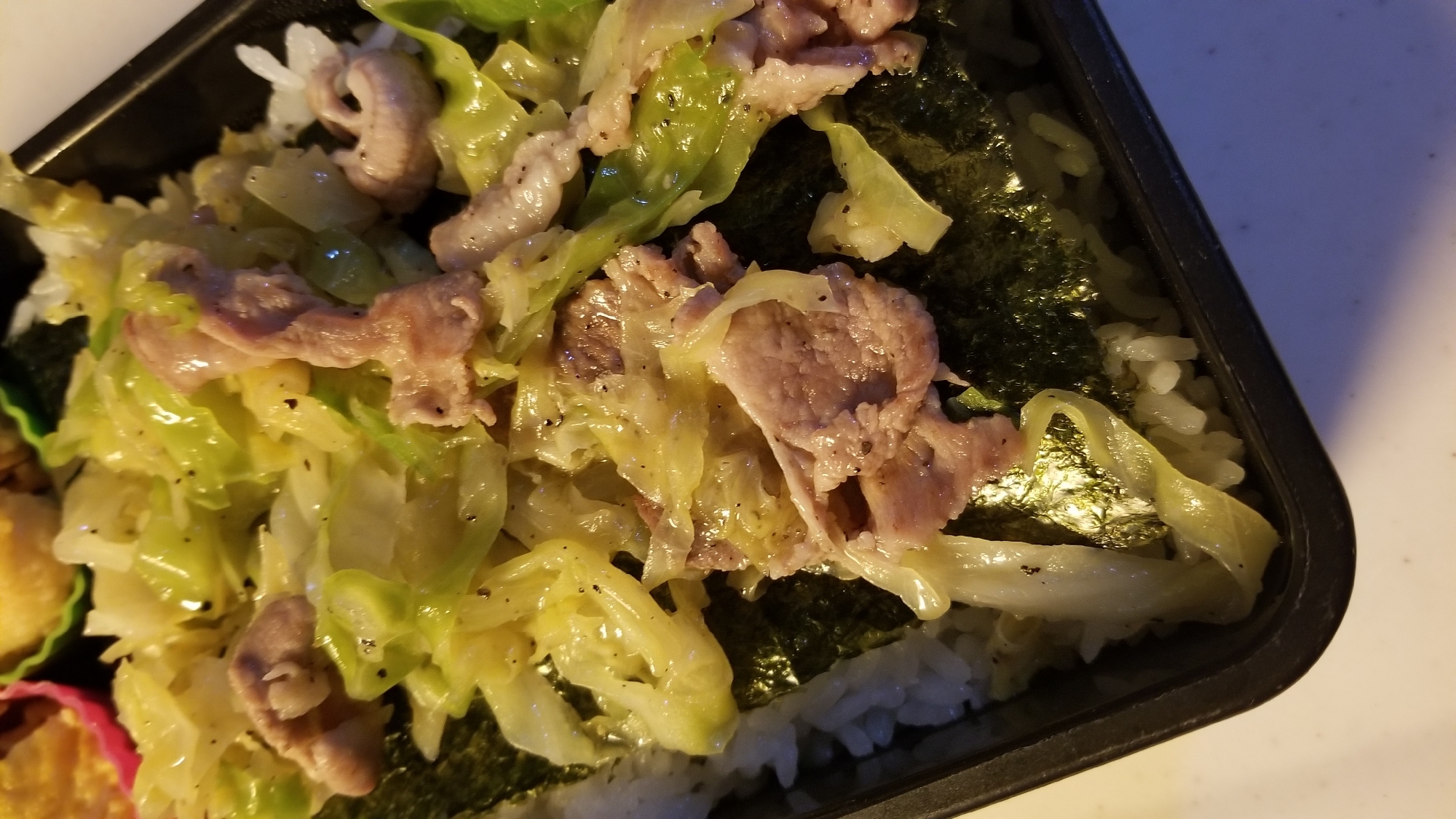 キャベ豚のり丼弁当！