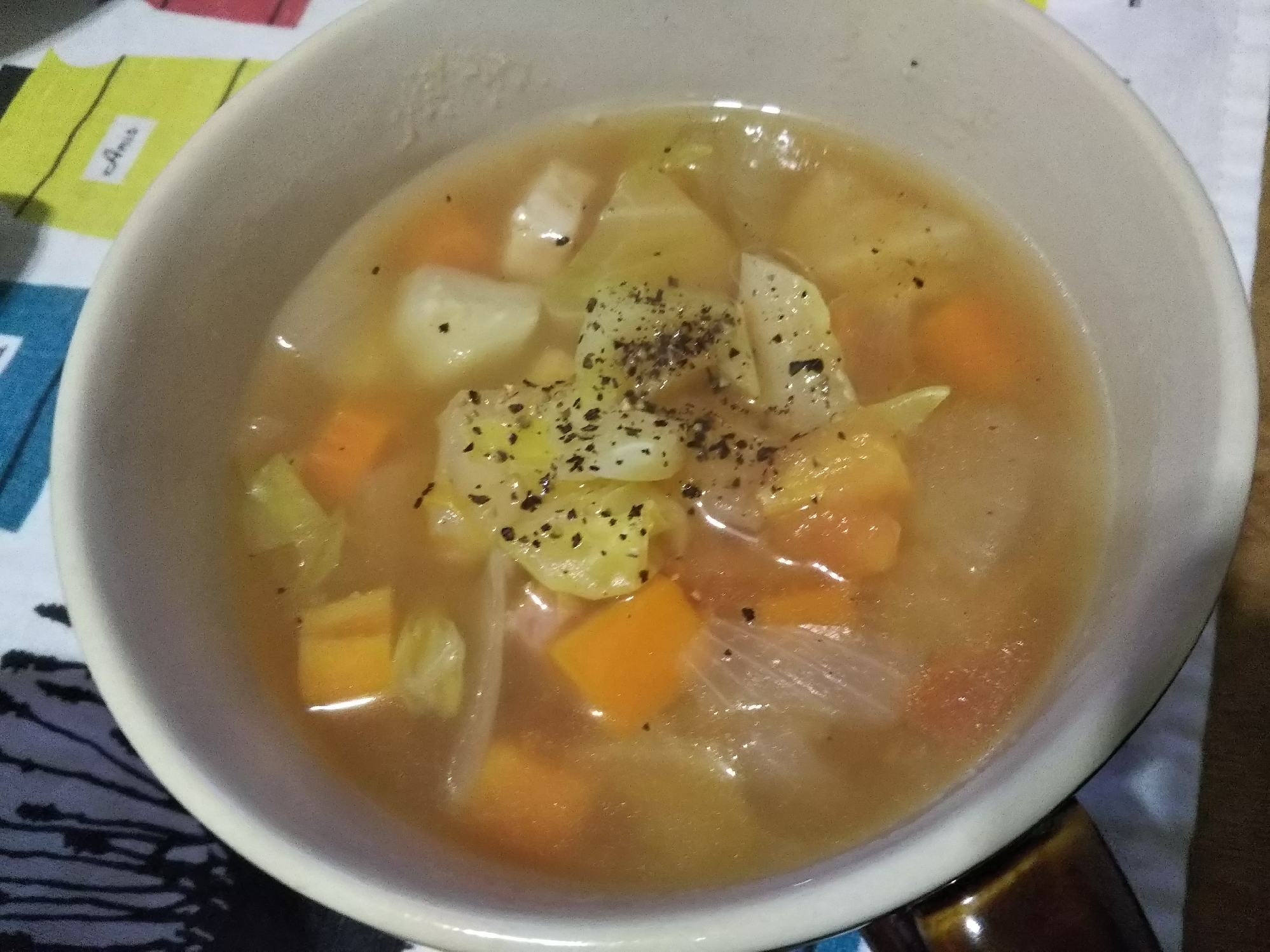 簡単夕飯！たっぷり野菜スープ