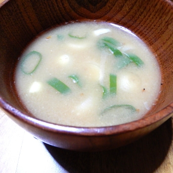 ❤・・❤です♪アミエビで見えないけどw、油使いが大成功で美味しかったです↑ネギは、わざと白いトコと青いトコを使った♡ポチ♡ご馳走様でした～