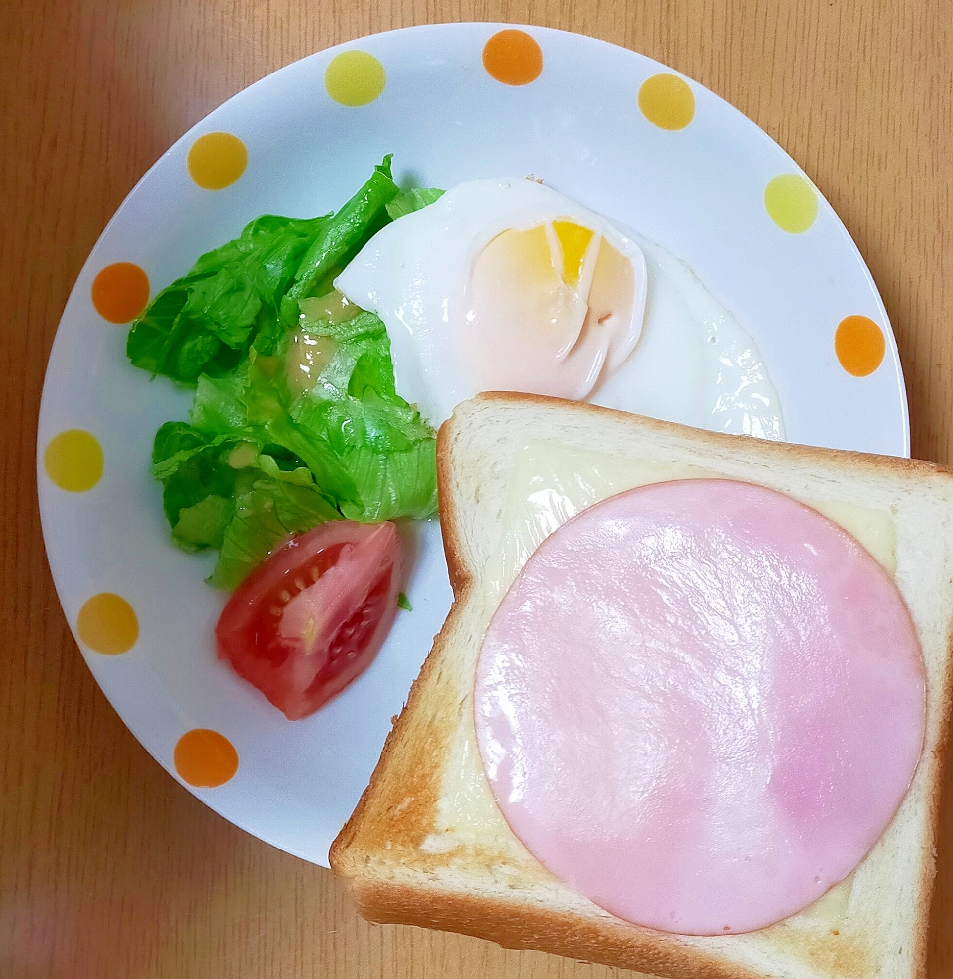 ハムチーズトースト朝食