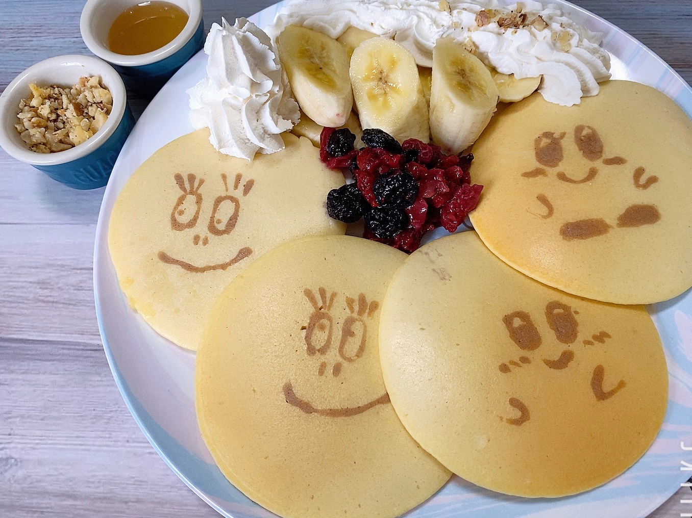 不器用でもパンケーキアート♪バーバパパとカービィ