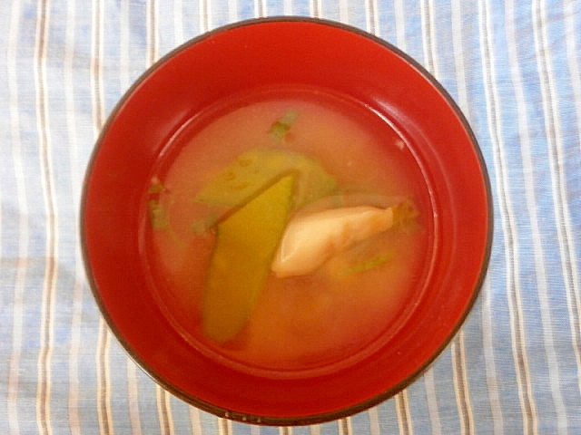 エリンギ・えんどうの味噌汁