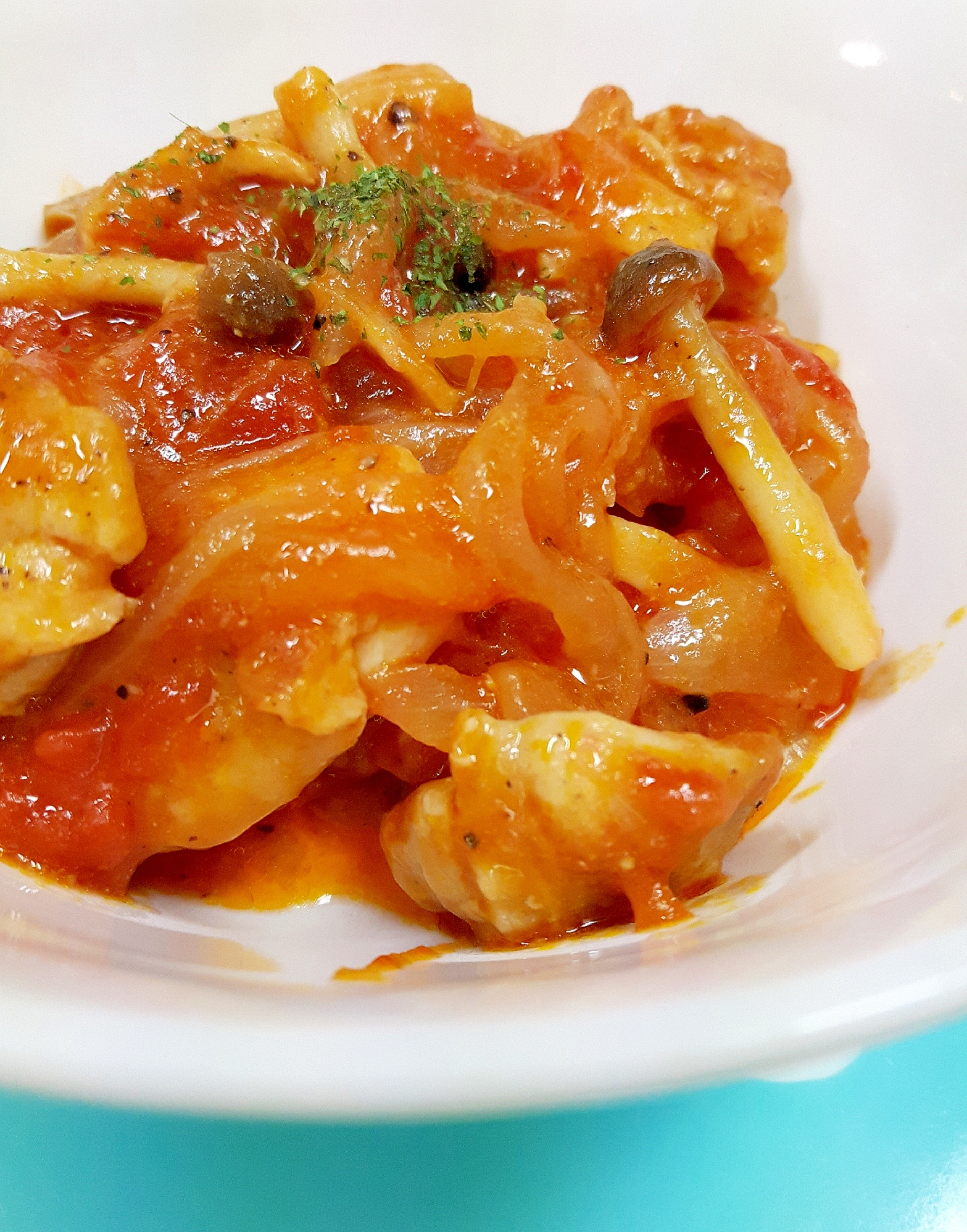 簡単 鶏もも肉としめじのトマト缶煮込み レシピ 作り方 By Acchan66 楽天レシピ