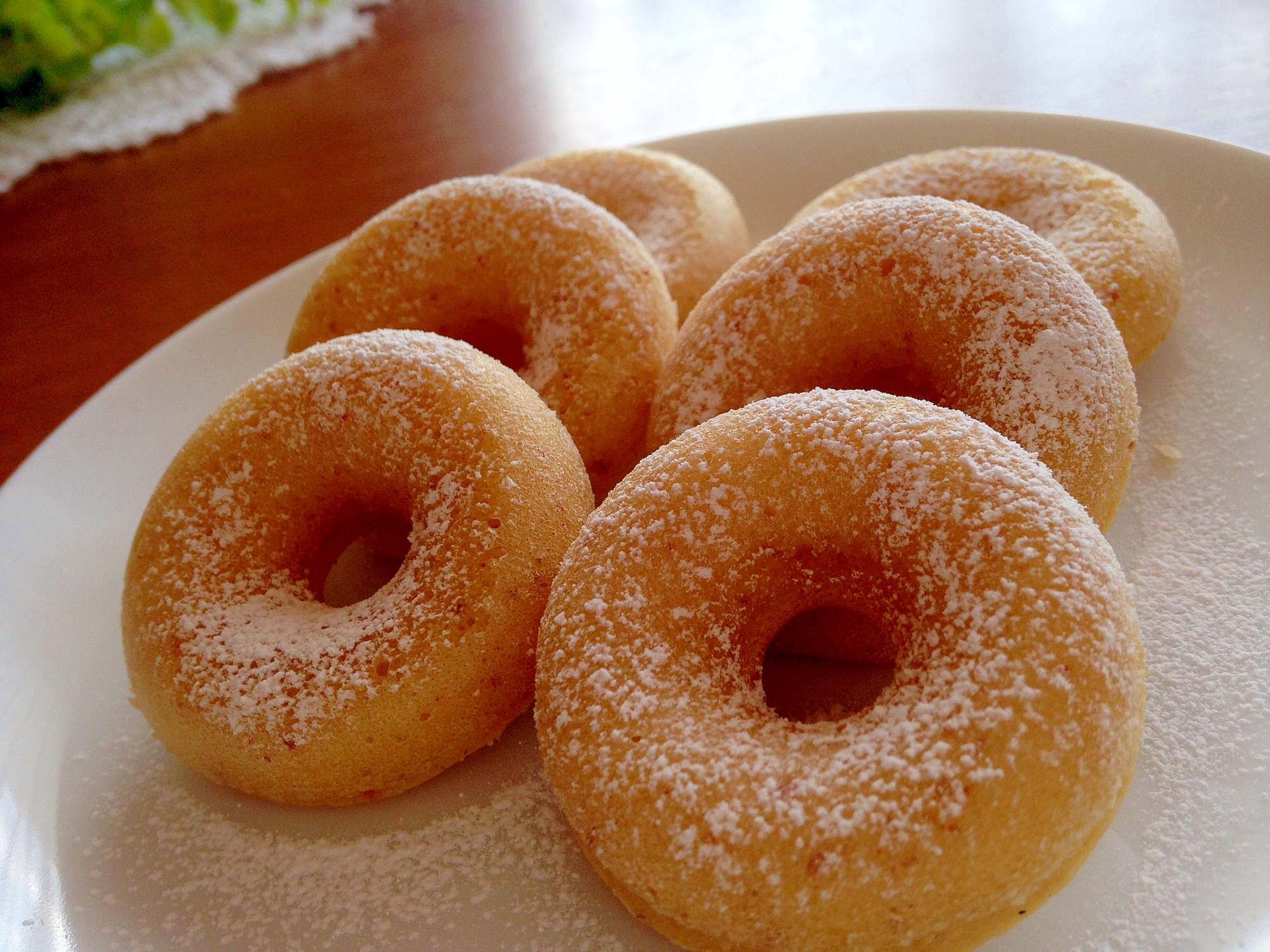 簡単!お店の味♪冷めてもしっとり♡焼きドーナツ