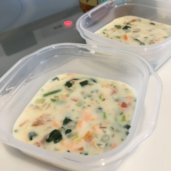 離乳食後期 鮭と野菜のクリーム煮 レシピ 作り方 By まーちゃんma Yu 1125 楽天レシピ 離乳食後期 鮭と野菜のクリーム煮 レシピ 作り方 By まーちゃんma Yu 1125 楽天レシピ