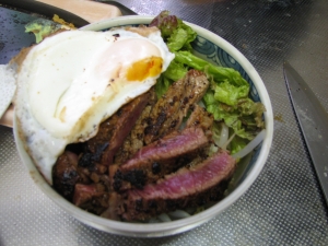 ロコモコ風ステーキ丼 レシピ 作り方 By ユミちゃん1955 楽天レシピ ロコモコ風ステーキ丼 レシピ 作り方 By ユミちゃん1955 楽天レシピ