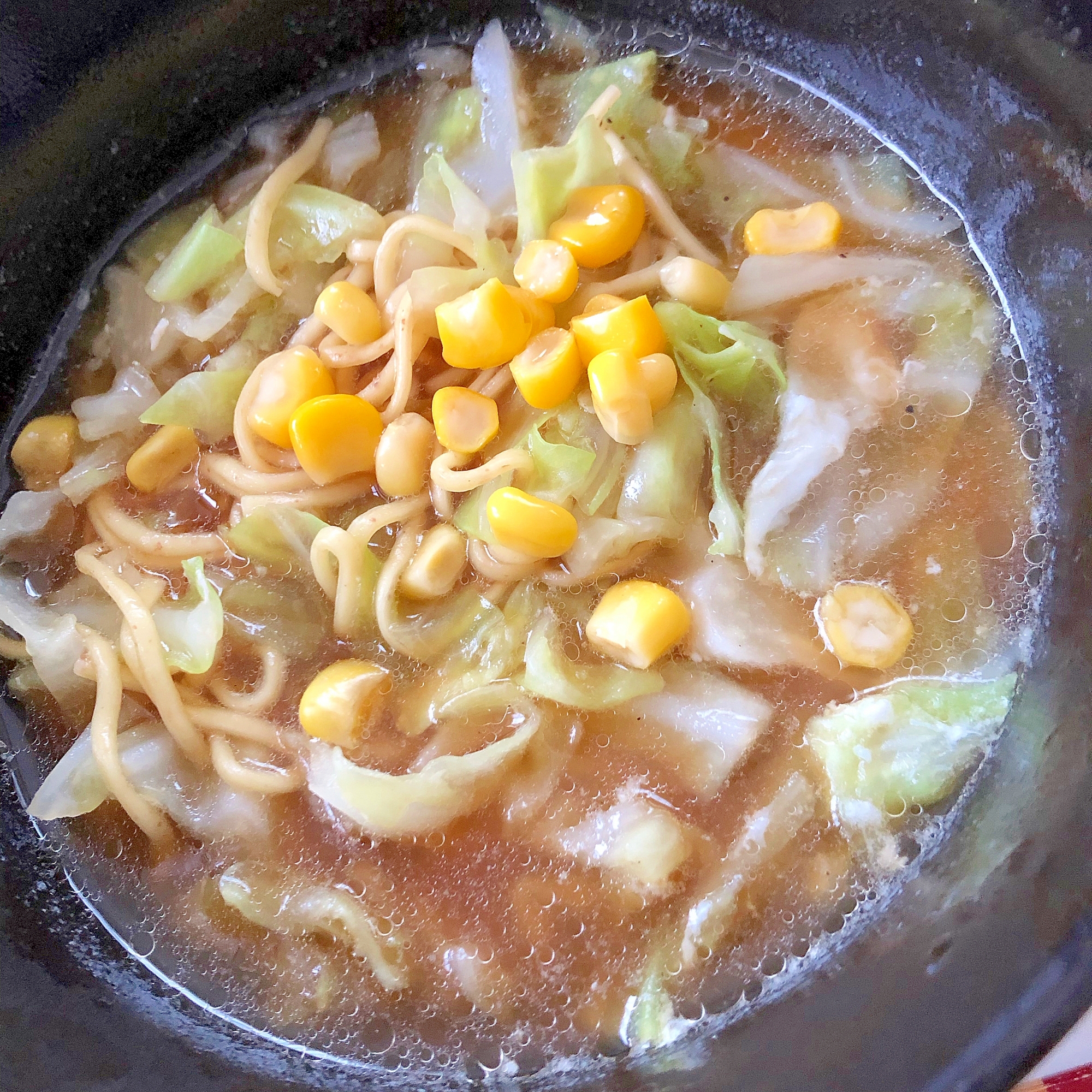 キャベツとコーンのラーメン