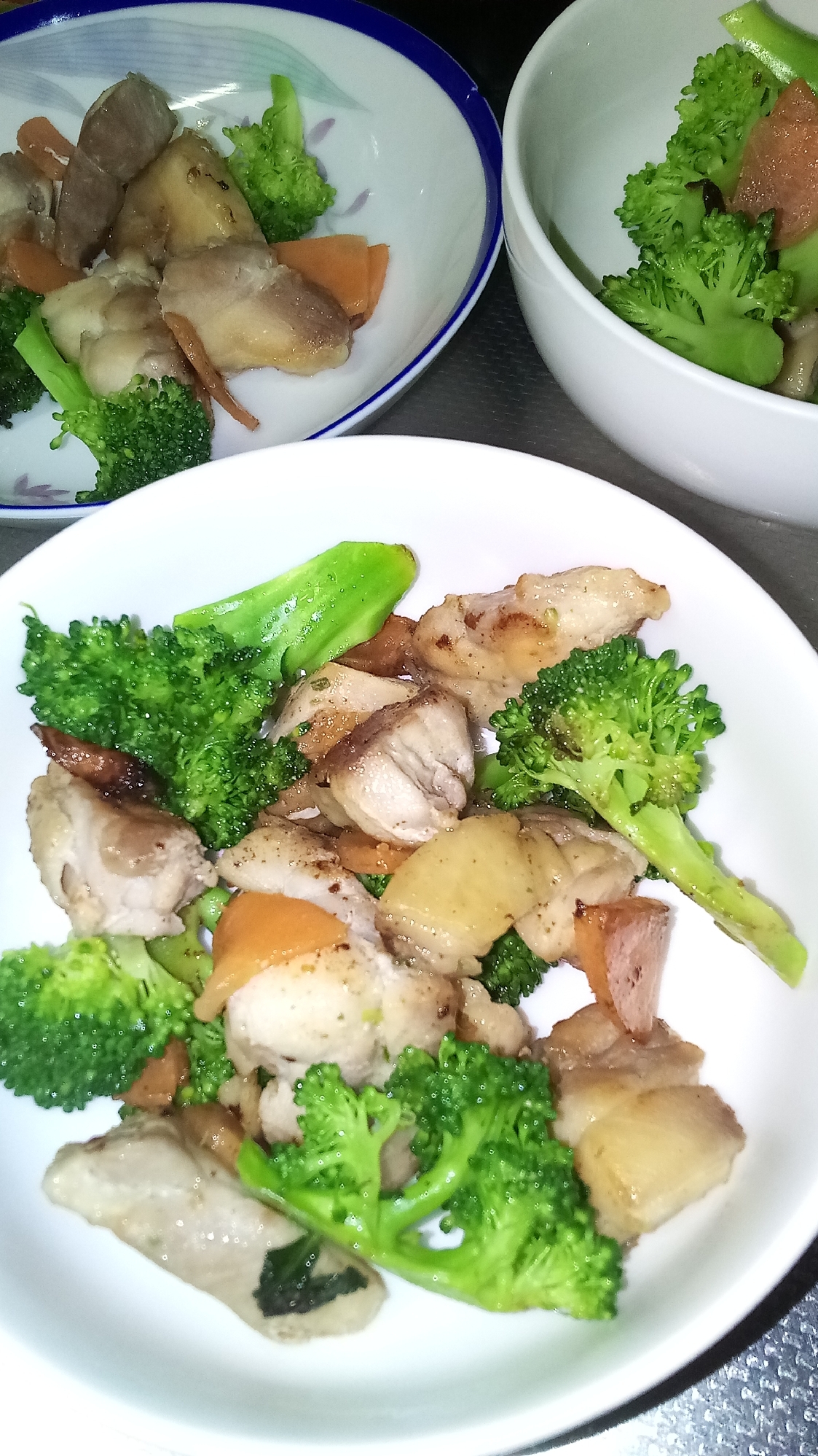 簡単☆鶏肉と野菜のクレイジーソルト炒め