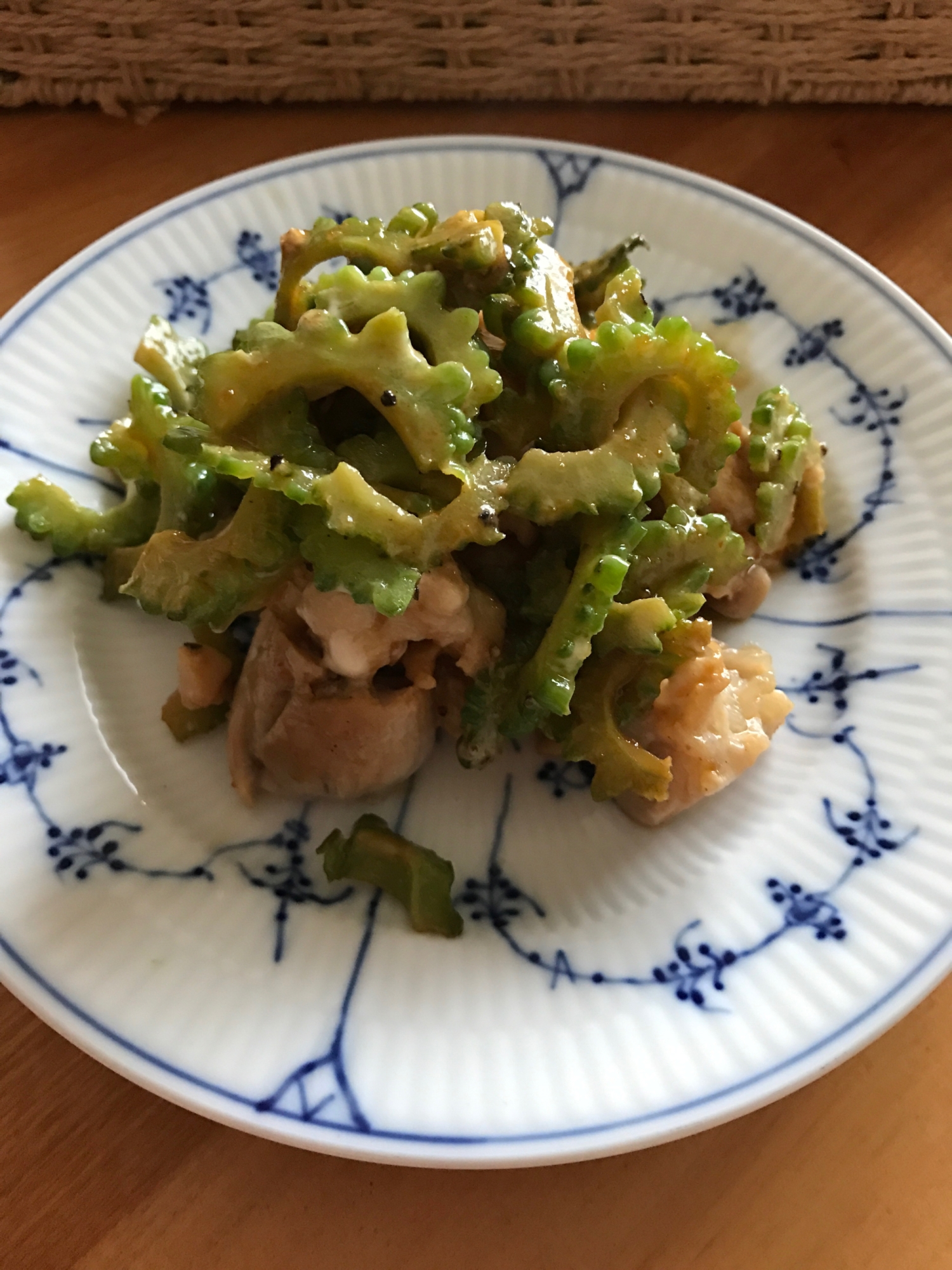 ゴーヤと鶏肉の焼き肉だれマヨ炒め