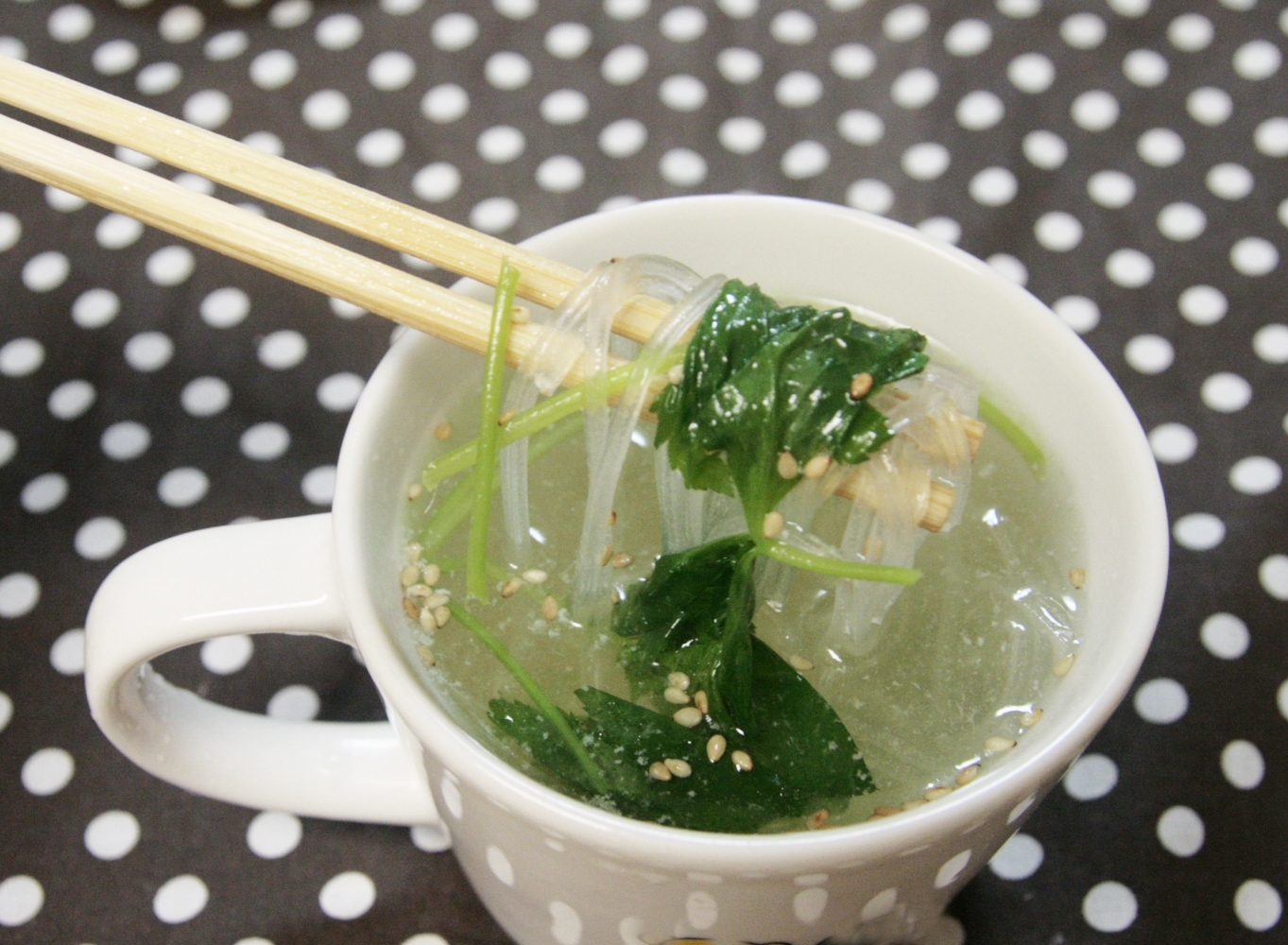 つるつる〜♪マロニーで鶏スープ