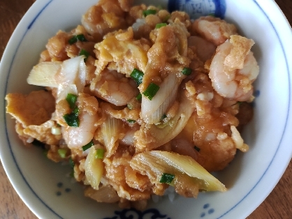 ホントに海老の天とじ丼みたいで子ども達も大好きでした。簡単にできてとっても良かったです!