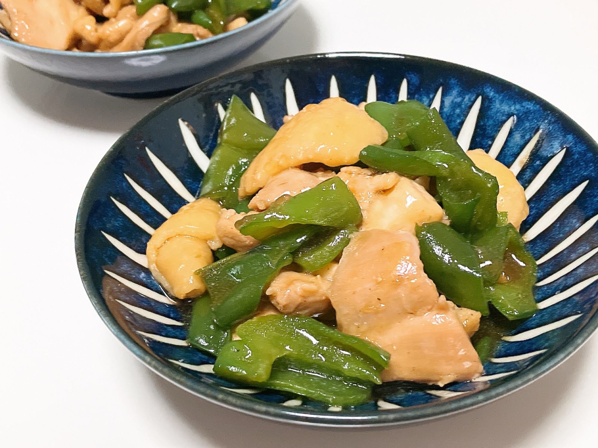 鶏肉とピーマンのエスニック炒め