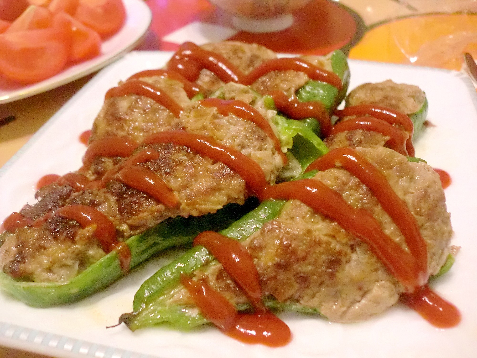 牛100%粗ひき肉でジューシー!ピーマンの肉詰め♪