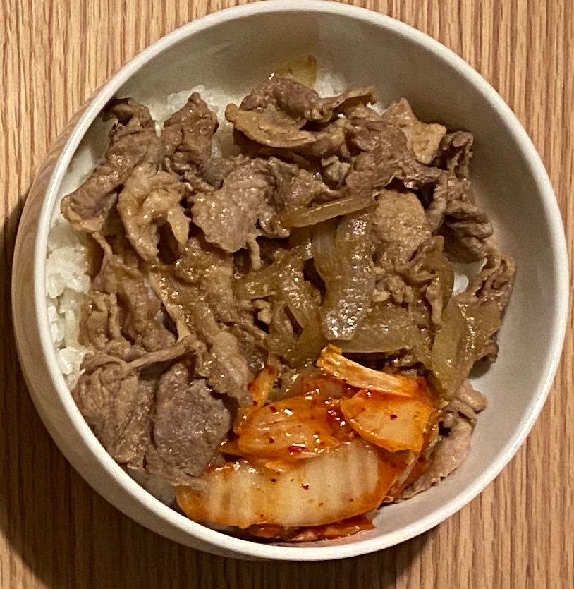 焼肉のタレでキムチ豚丼