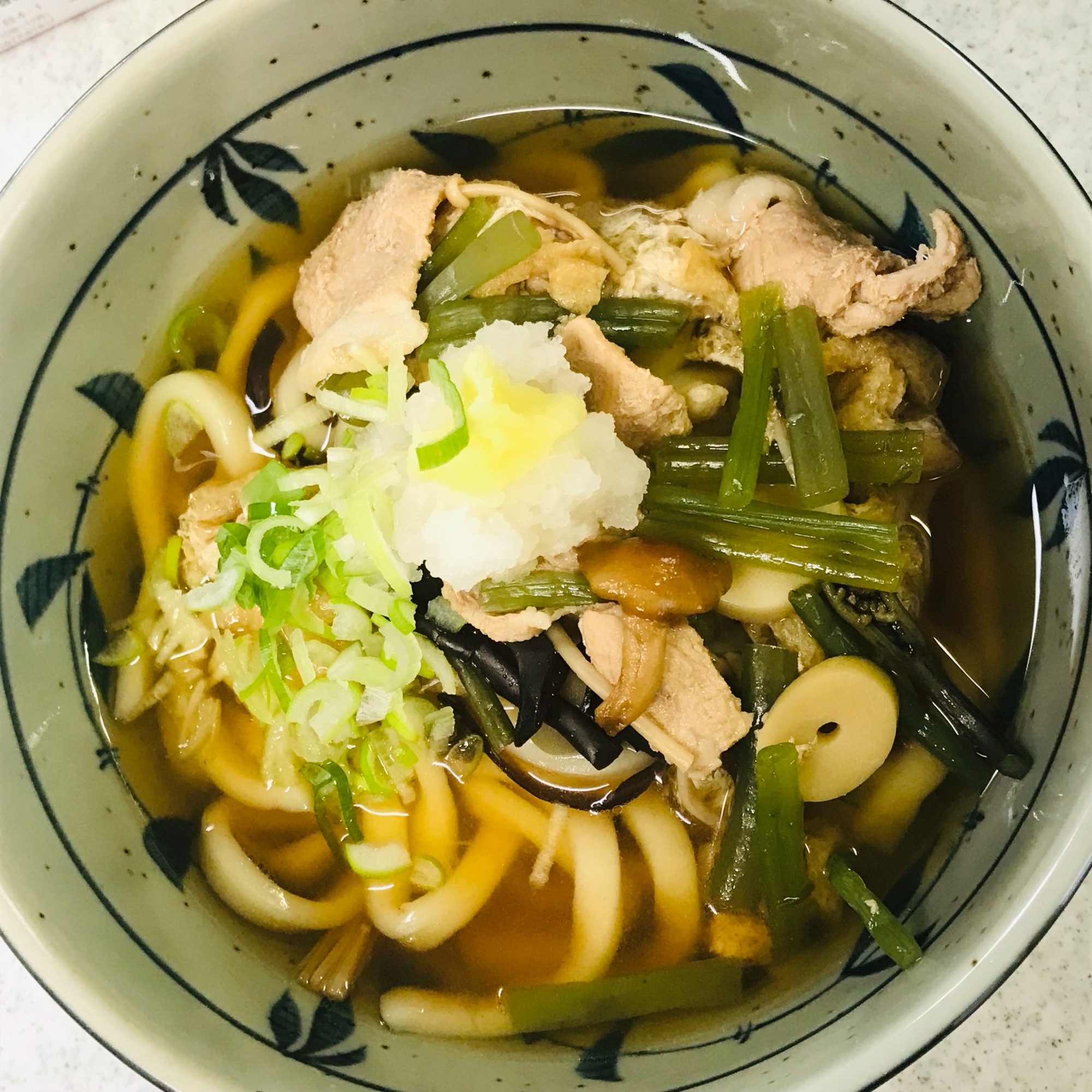 大根おろしおろし生姜のせ山菜豚つゆうどん(そば) レシピ・作り方 by ひよこピッピ｜楽天レシピ