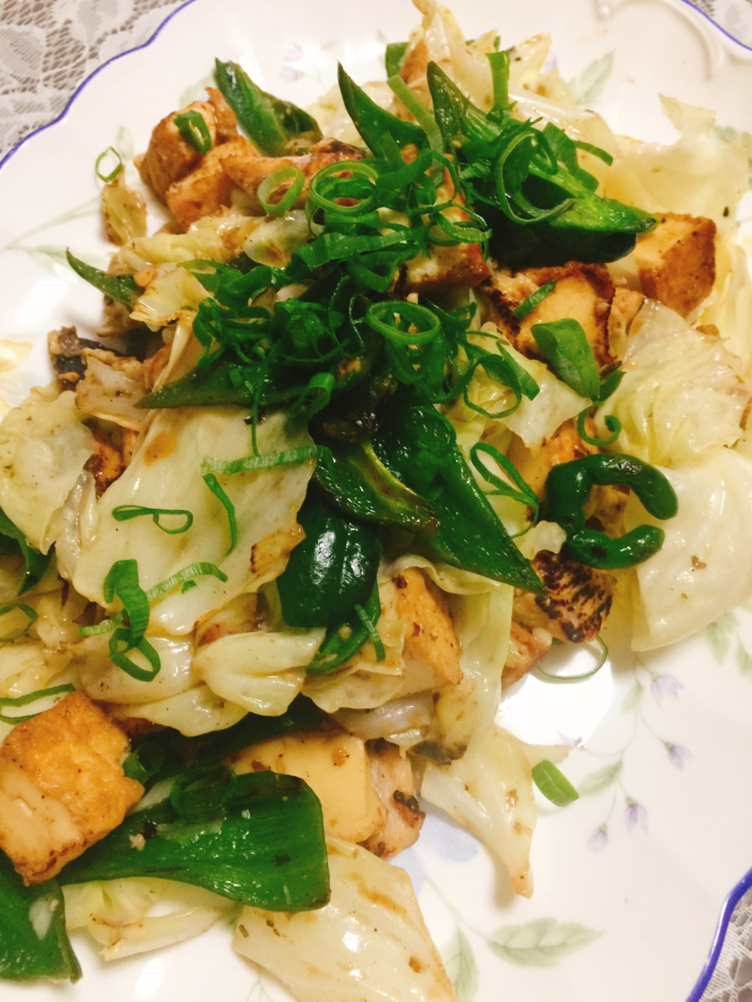 厚揚げ、鶏胸肉と野菜の味噌炒め