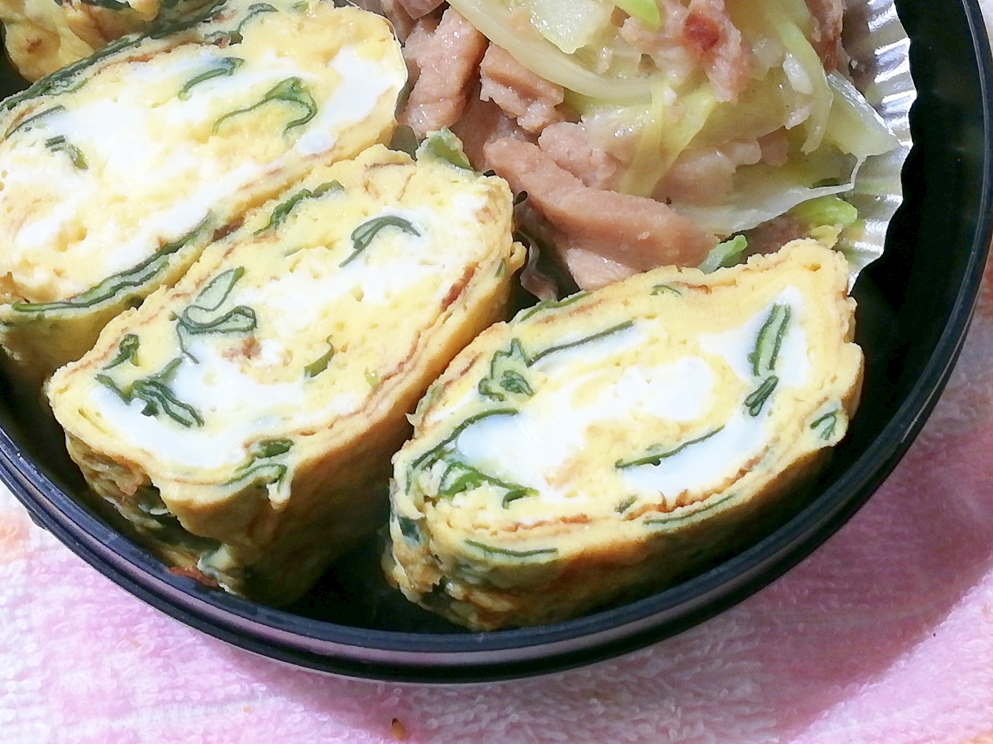 簡単&ヘルシー♪ワカメで卵焼き