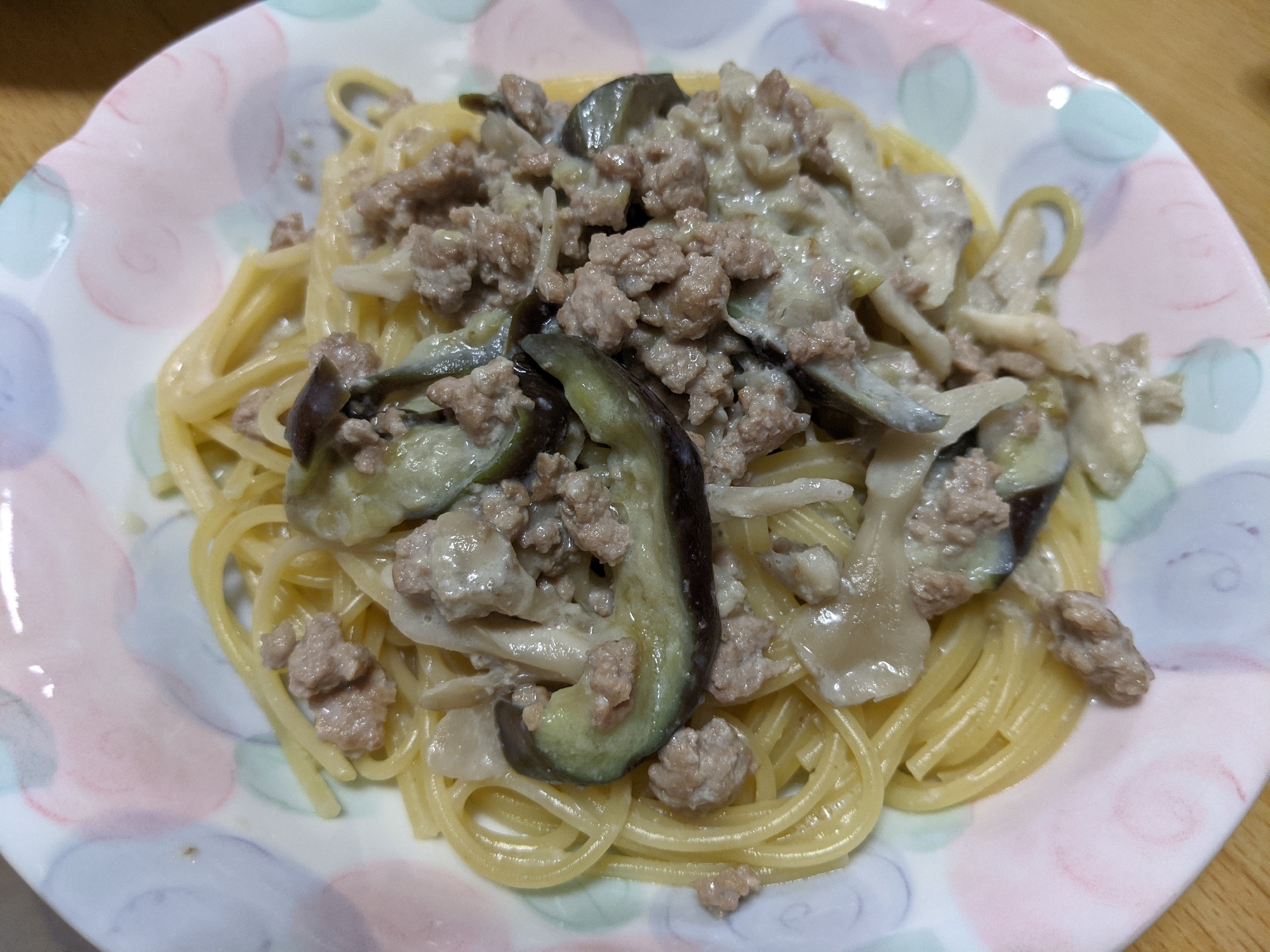 ナスと舞茸の豆乳パスタ