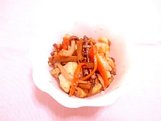 紫蘇風味♪鶏ムネと根菜類の味噌炒め