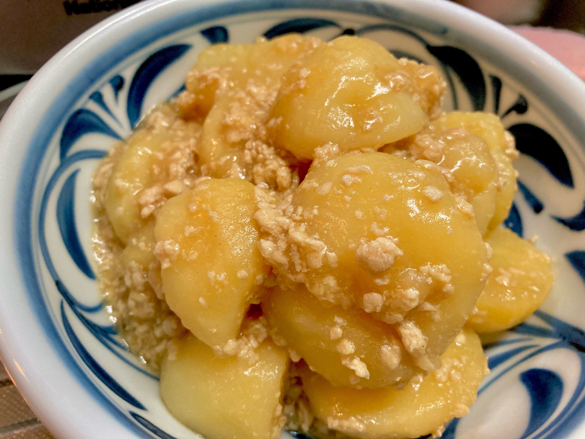 じゃがいもと鶏ミンチの煮物