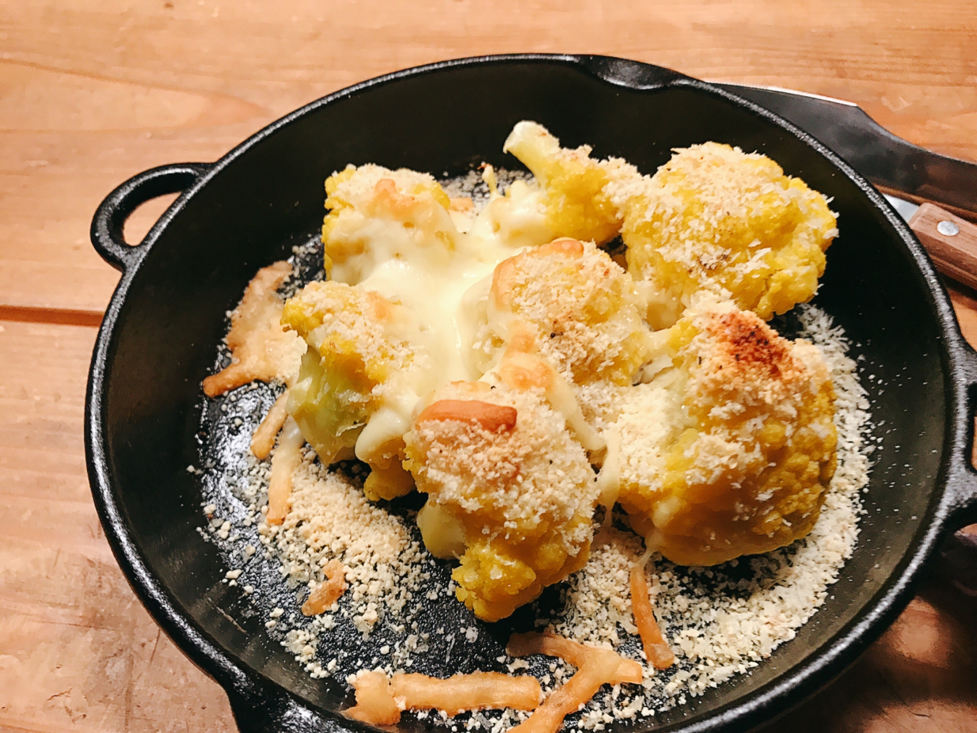 ほくほくカリフラワーのパン粉チーズ焼き