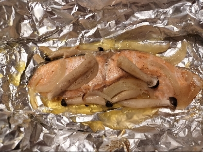 バターしょうゆで☆簡単鮭のホイル焼き