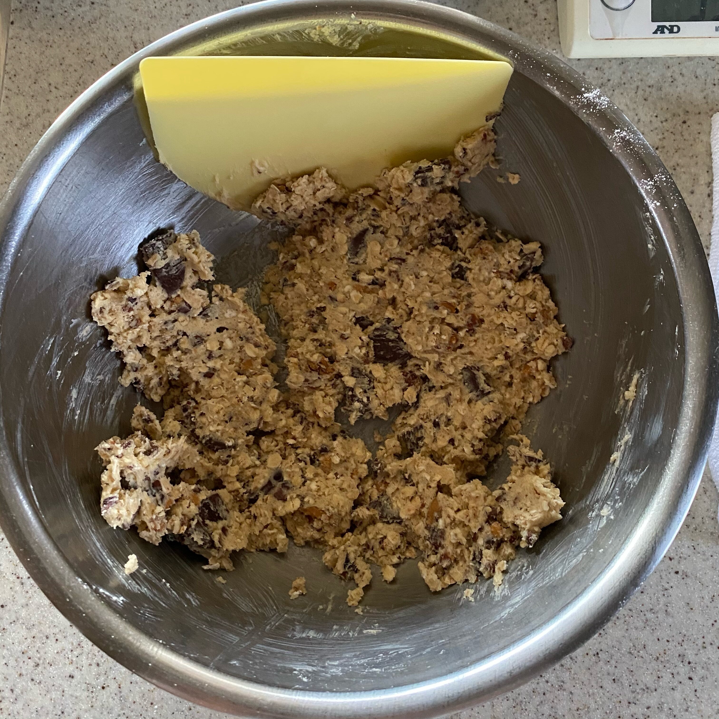 カカオ香るオートミールとチョコチャンクのクッキー