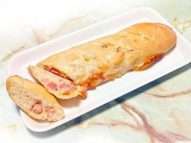 ベイクオフアレンジ!チーズとベーコンのバゲット♪