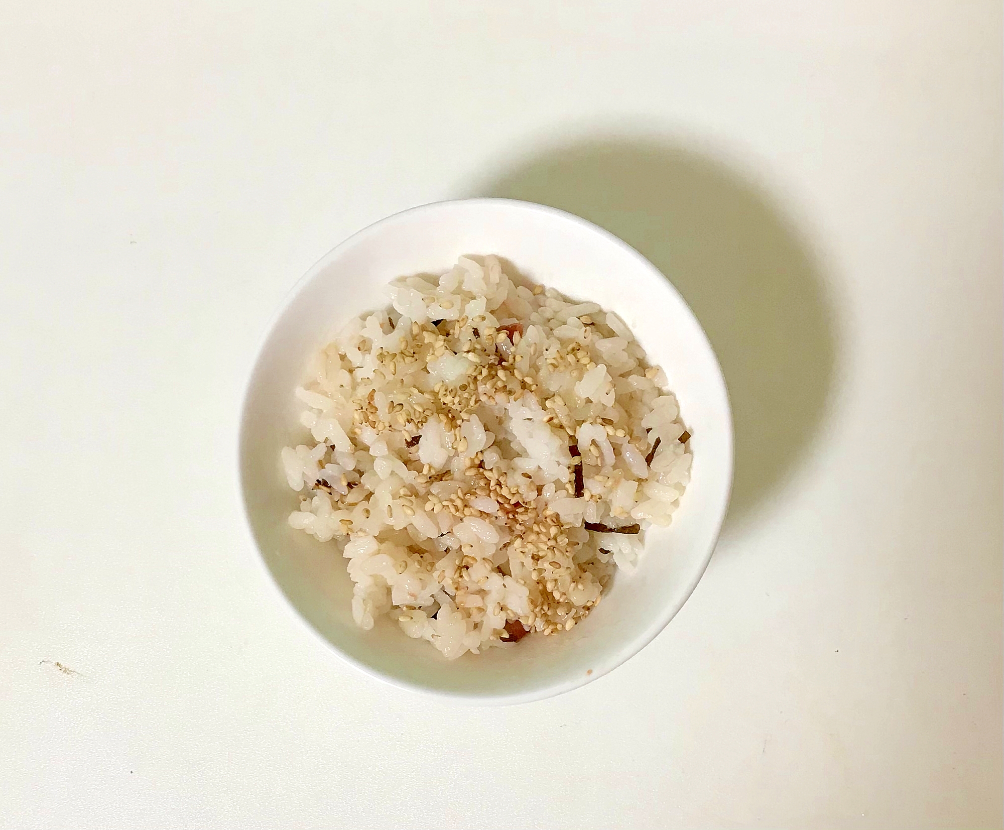 生姜風味の梅と昆布の混ぜご飯