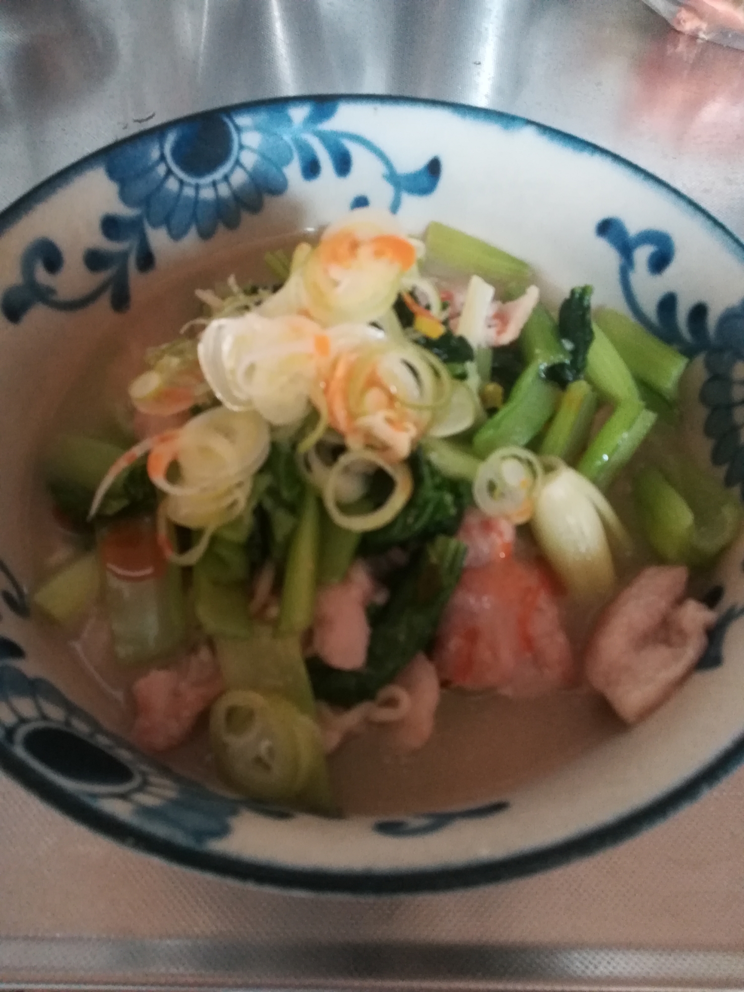 小松菜と豚肉のとんこつ ラー油 ラーメン