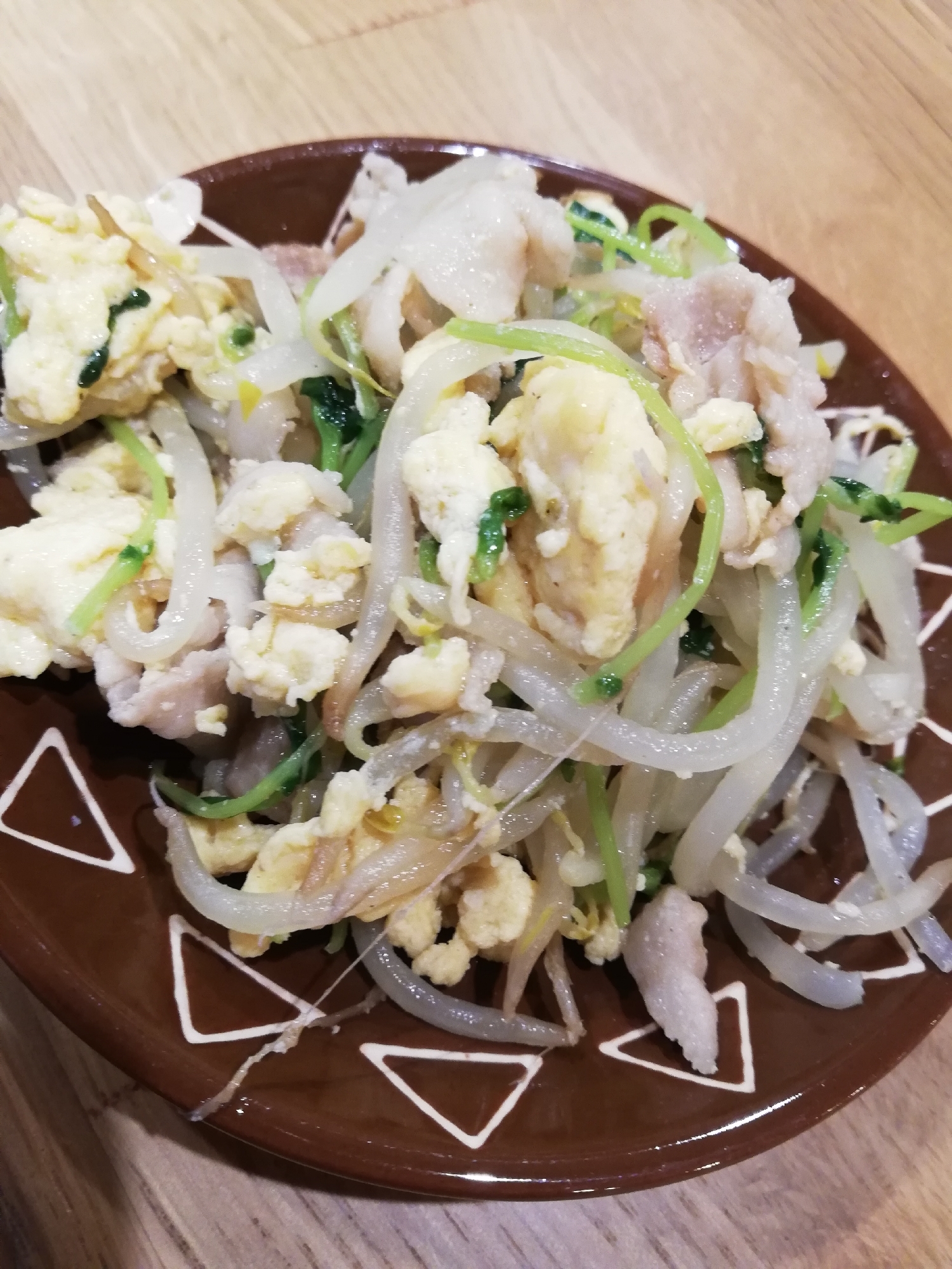 豚肉豆苗もやしの卵炒め レシピ 作り方 By Ake Me 楽天レシピ 豚肉豆苗もやしの卵炒め レシピ 作り方 By Ake Me 楽天レシピ