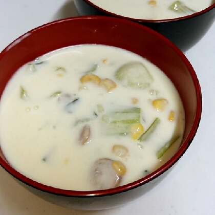 まったり☆青梗菜とベーコンのミルクスープ