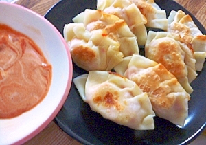余った餃子の皮で おいしいポテトチーズ餃子 レシピ 作り方 By ともりん2001 楽天レシピ 余った餃子の皮で おいしいポテトチーズ餃子 レシピ 作り方 By ともりん2001 楽天レシピ
