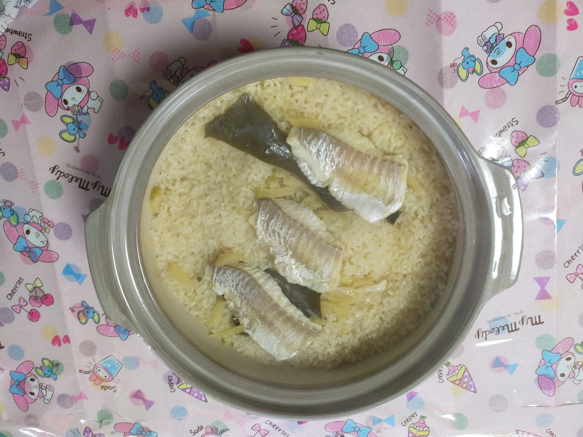 土鍋♪刺身の柵で簡単ε( ε^o^)э鯛めし/3合