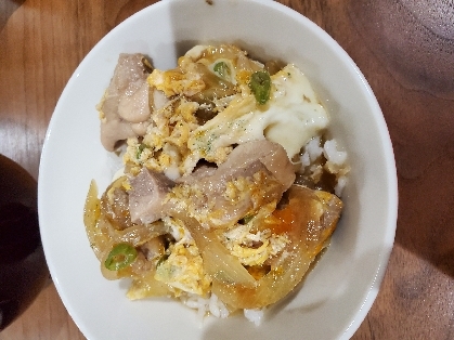 赤玉の親子丼