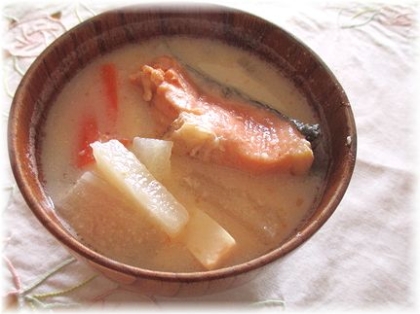 塩ジャケで酒かす汁