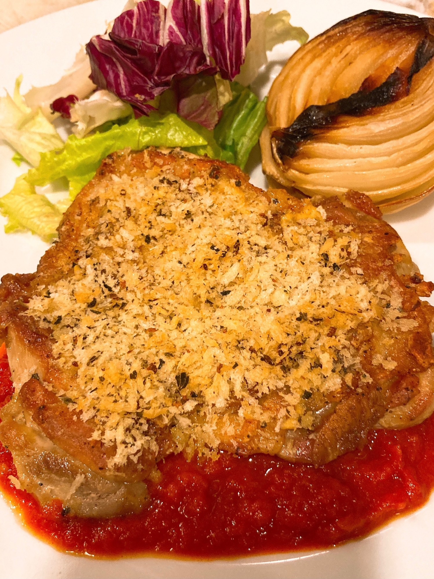 チキンの香草パン粉焼き トマトソース