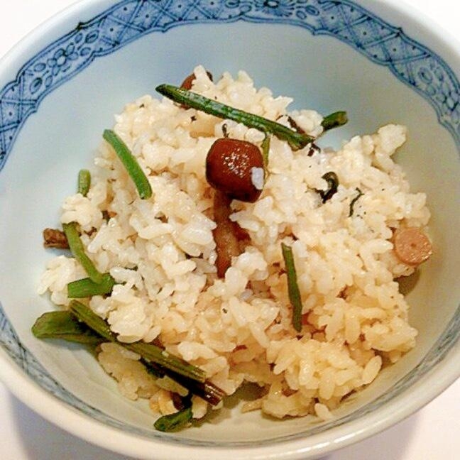 山菜水煮で 簡単山菜炊き込みご飯 レシピ 作り方 By アボカドプリン 楽天レシピ