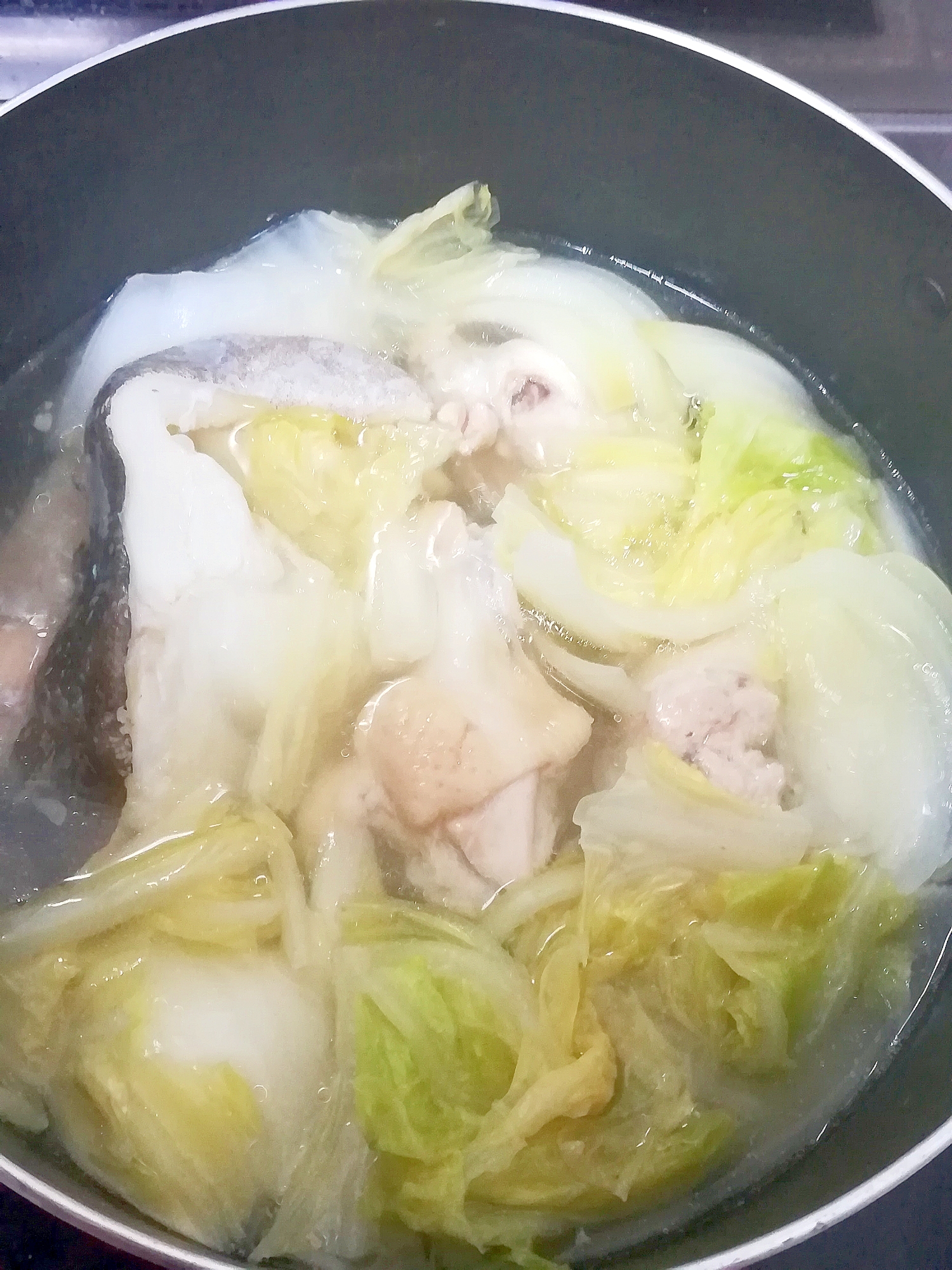 白菜と手羽元とタラの切り身の水炊き レシピ 作り方 By みずたまsweet 楽天レシピ