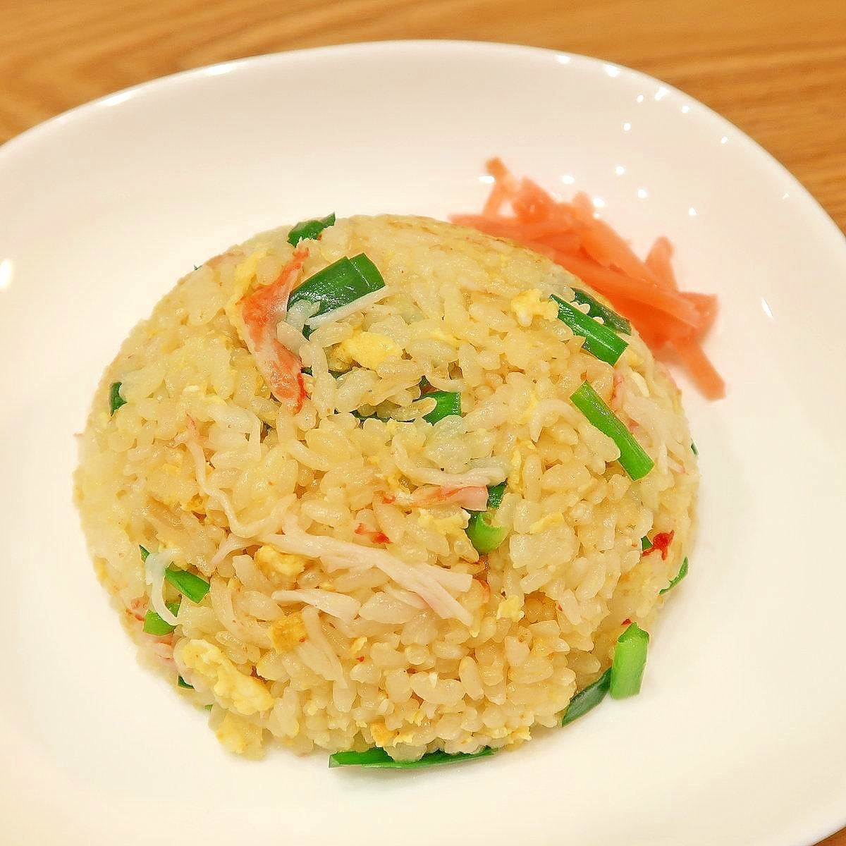 ニラとカニカマの炒飯☆豆板醬でピリ辛