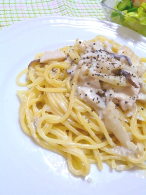 鶏肉ときのこのクリームパスタ*