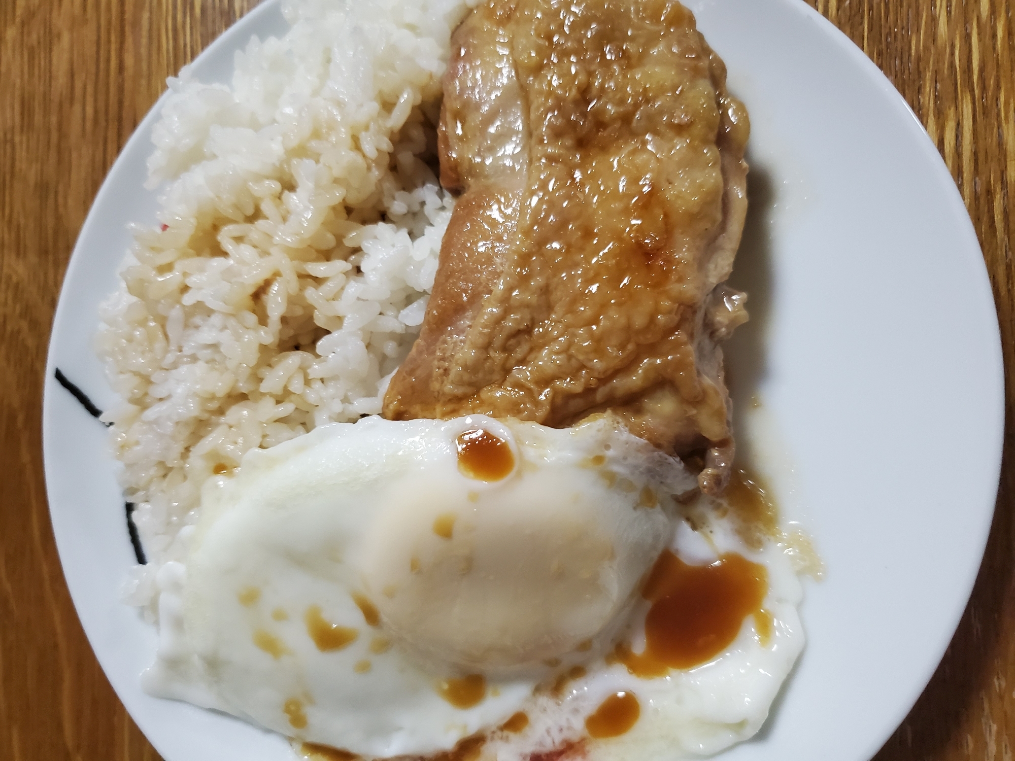 チキン&目玉焼きライス