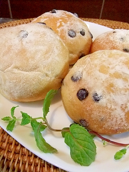 いちごチョコチップの甘いパン(ホームベーカリー)