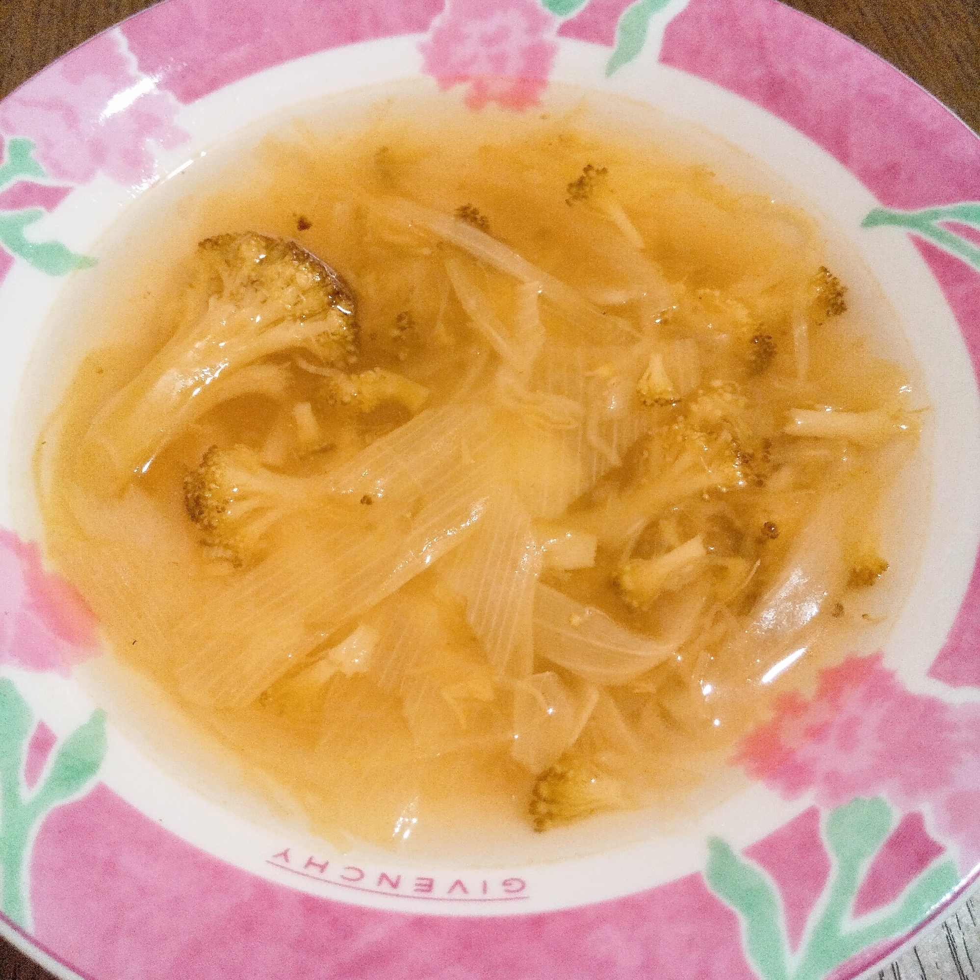 カレー風味の野菜スープ