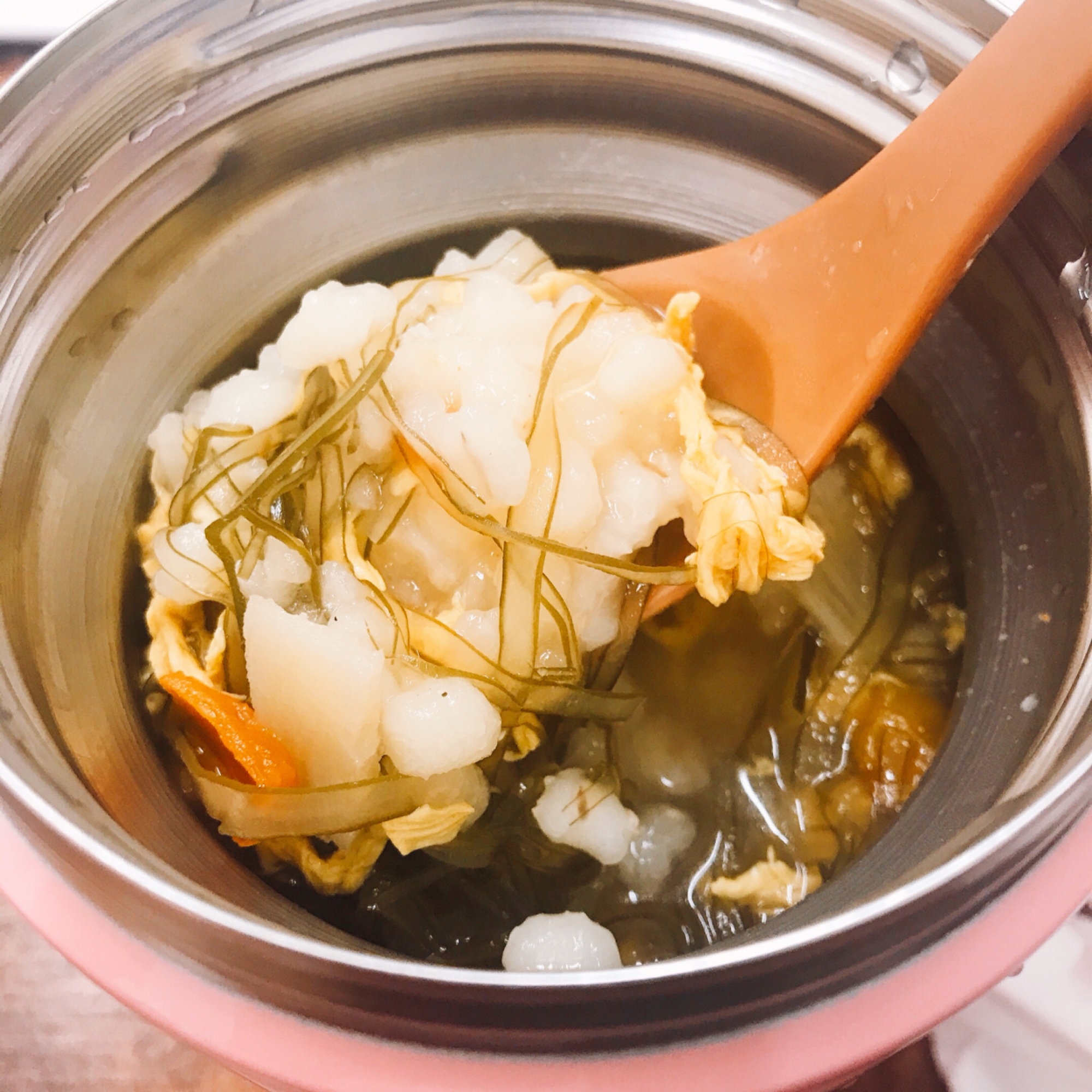 スープジャーでおかゆランチ（トマトの酸辣湯）