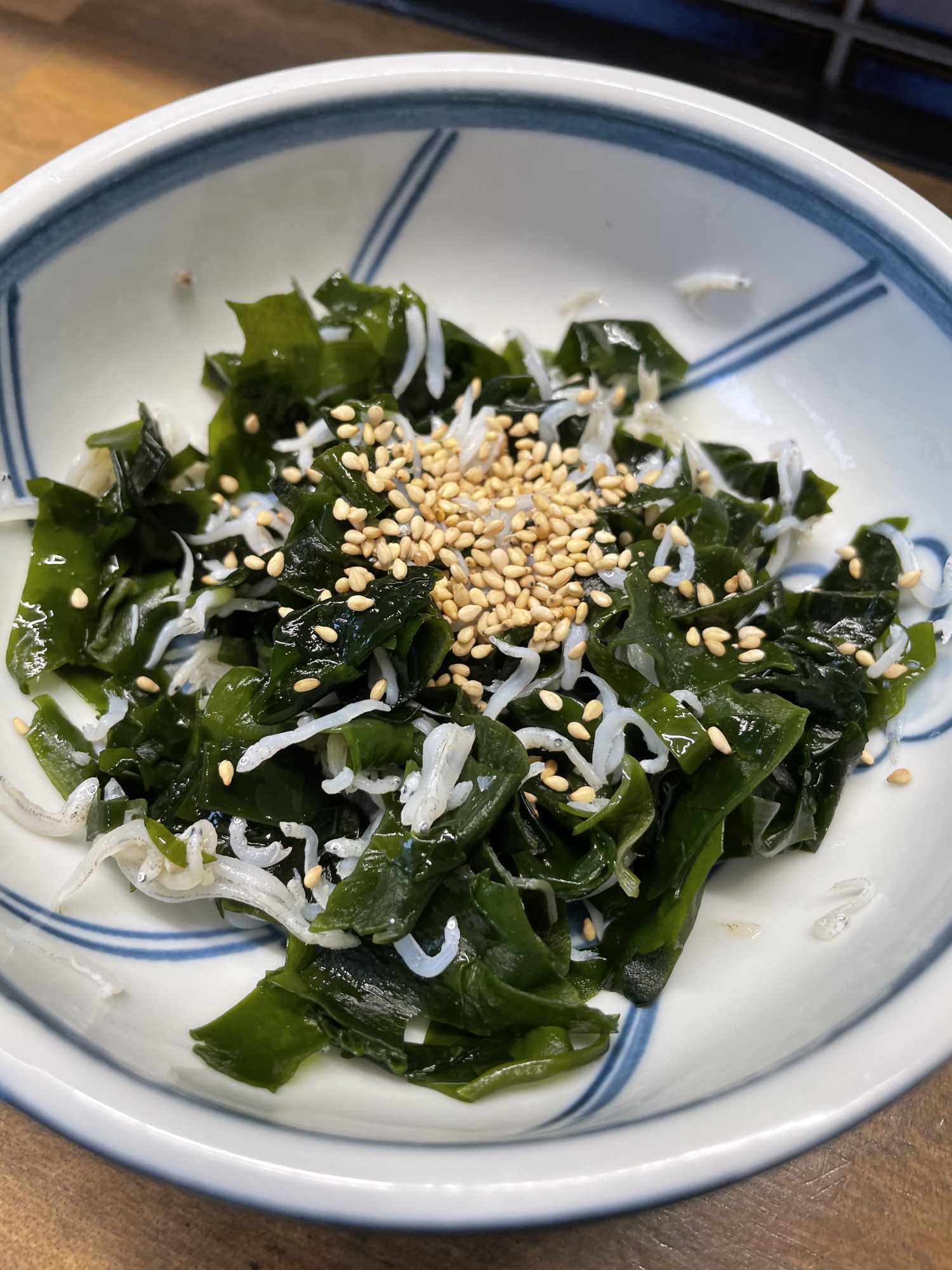 わかめとしらすのさっぱりサラダ