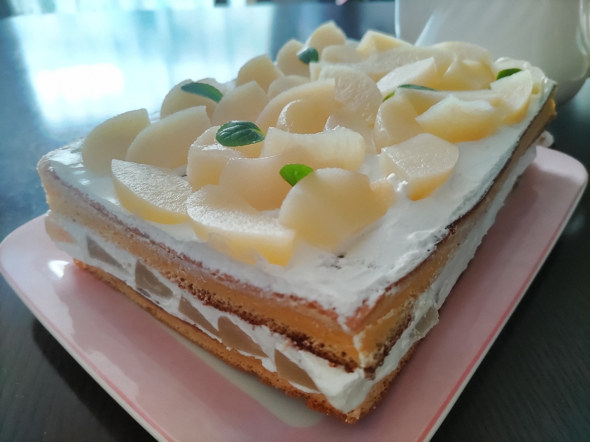 安くて簡単⭐桃のデコレーションケーキ