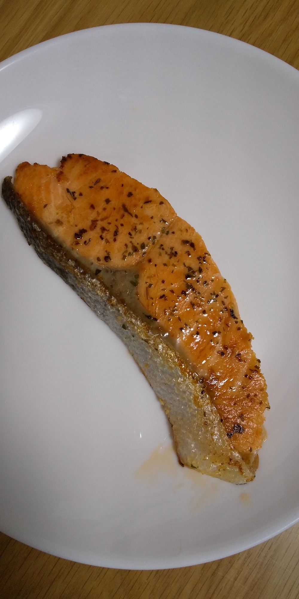 フライパンで♪ハーブソルトの焼き鮭