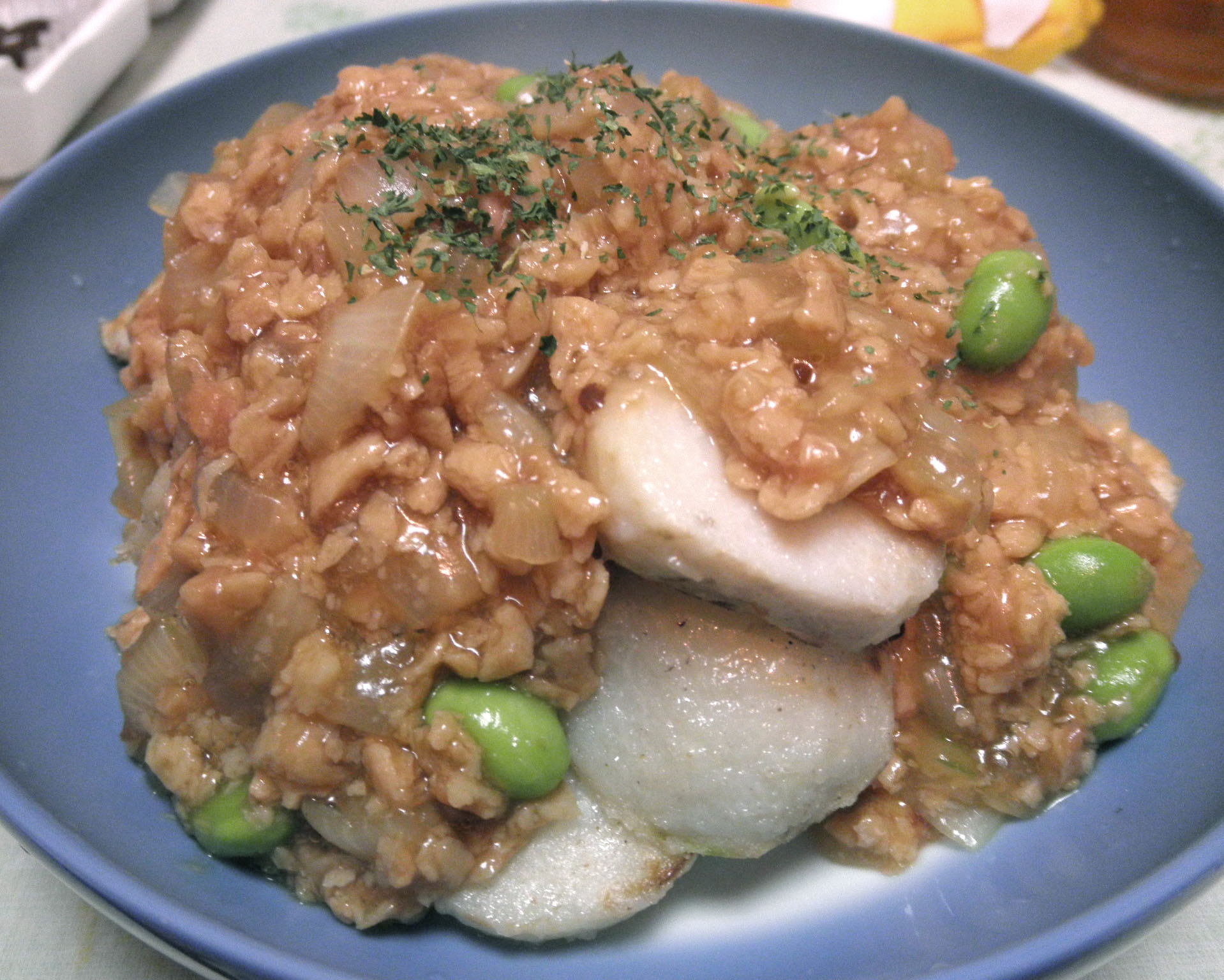 ゆるベジ？焼き里芋の大豆ミートあんかけ